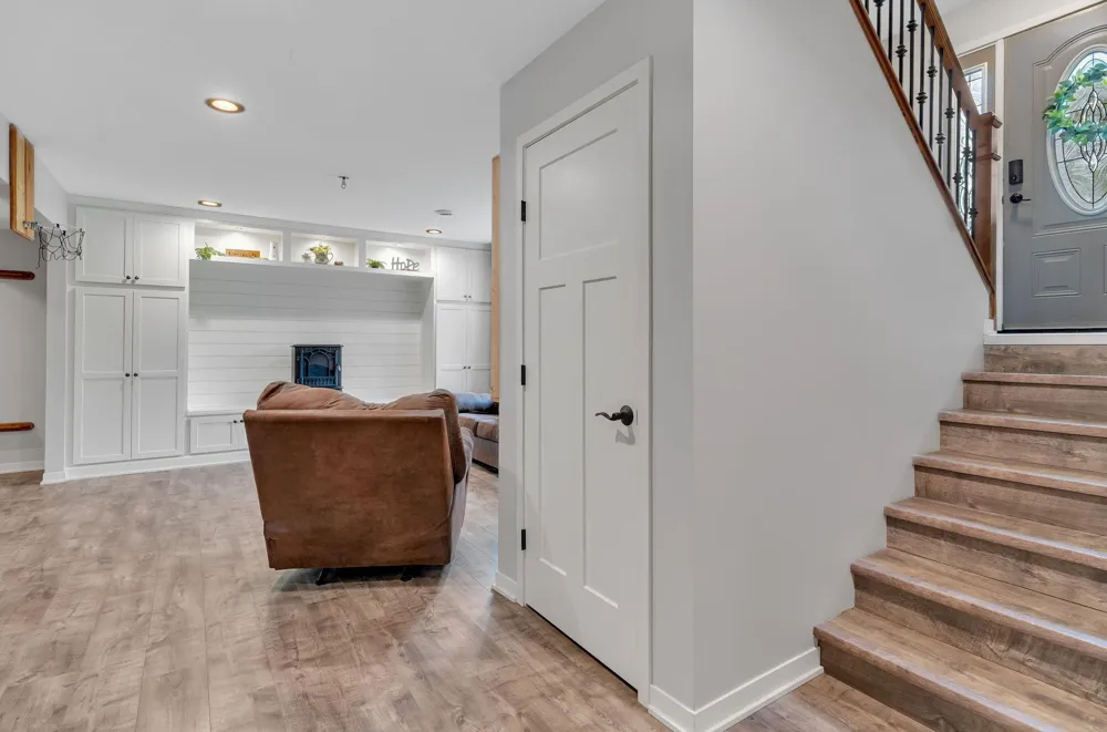 109 Charity Lane Montrose, MN 55363