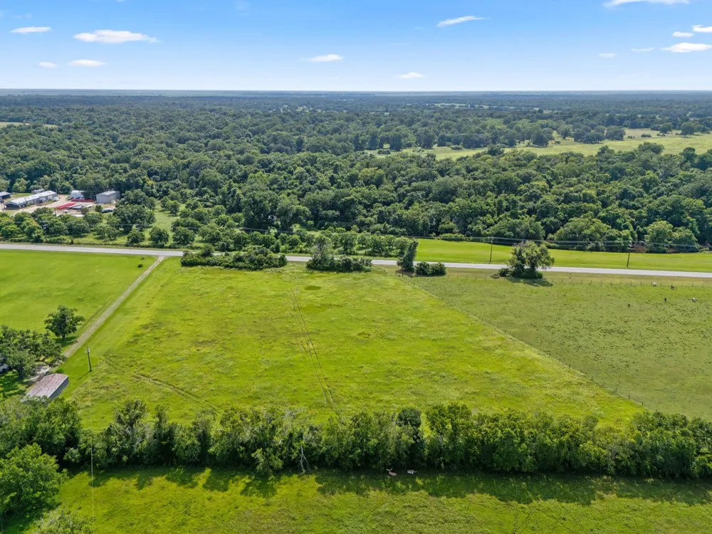 Fm 1728 Van Vleck, TX 77482