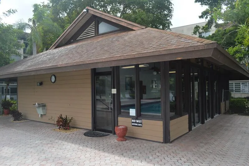 9311 Orange Grove Drive #109 Davie, FL 33324