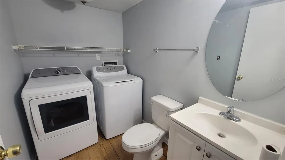 4410 SHADOW CREST PLACE #41-2 Orlando, FL 32811