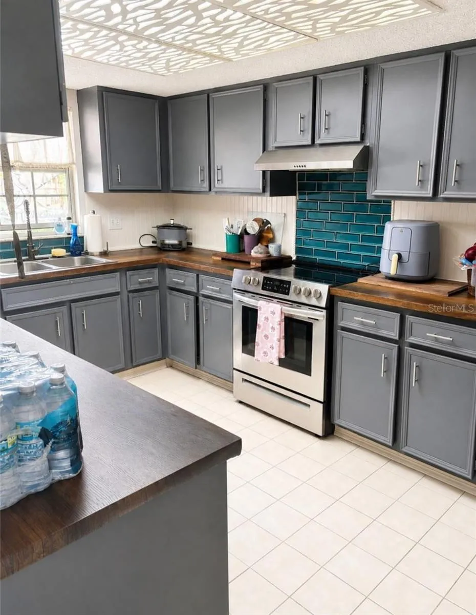 94 GLASS COURT Port Orange, FL 32129
