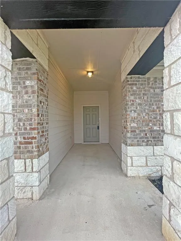 5825 Shanjia Drive Austin, TX 78724