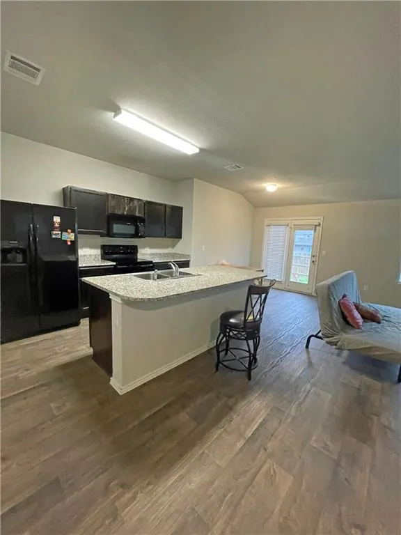 5825 Shanjia Drive Austin, TX 78724