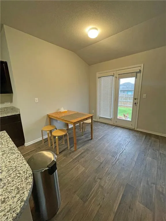 5825 Shanjia Drive Austin, TX 78724