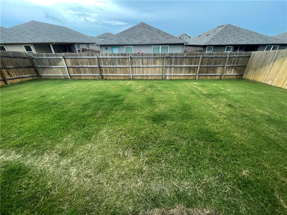 5825 Shanjia Drive Austin, TX 78724