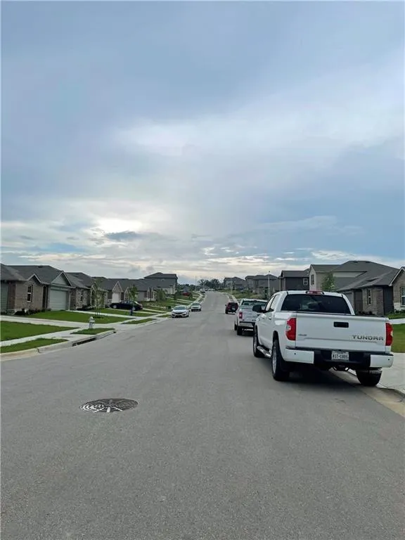 5825 Shanjia Drive Austin, TX 78724