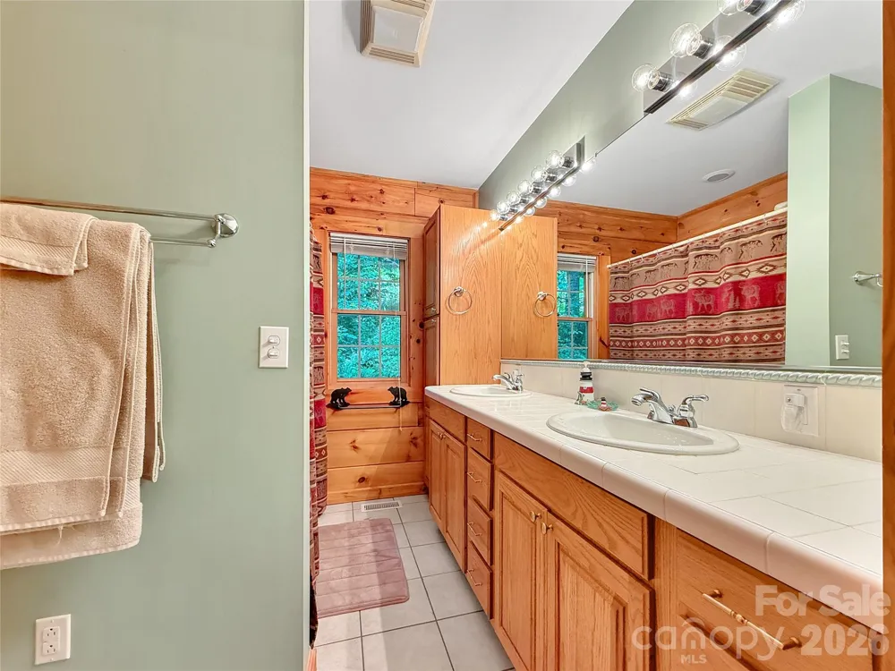 219 Red Maple Lane Boone, NC 28607