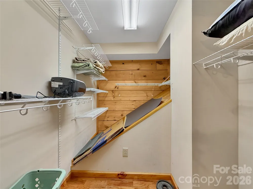 219 Red Maple Lane Boone, NC 28607