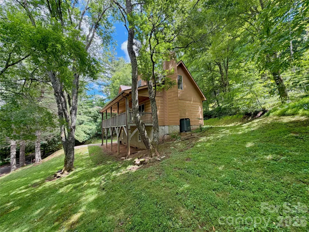 219 Red Maple Lane Boone, NC 28607
