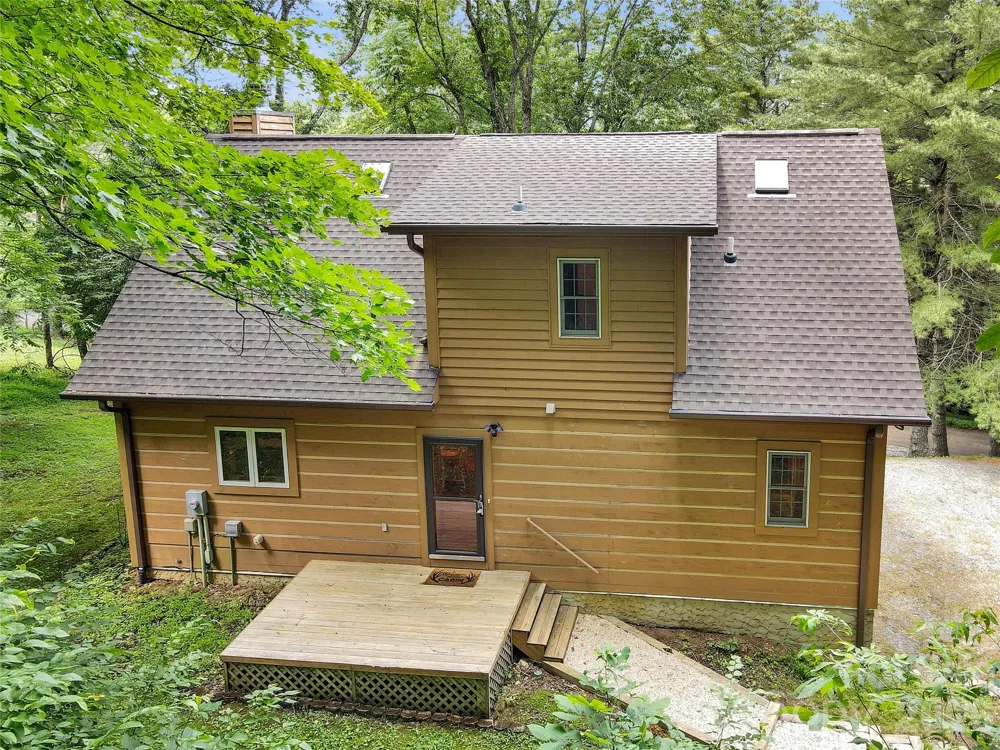 219 Red Maple Lane Boone, NC 28607