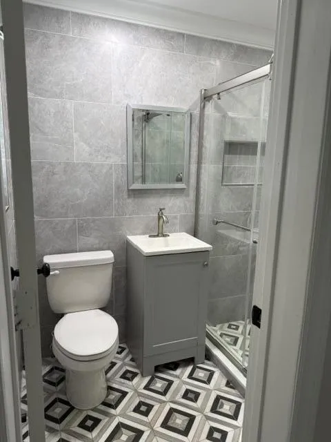 112 Lake Avenue #5 