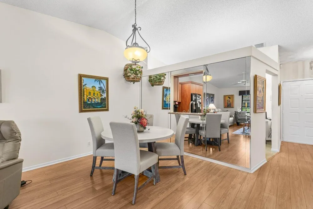 8286 Springlake Drive Boca Raton, FL 33496
