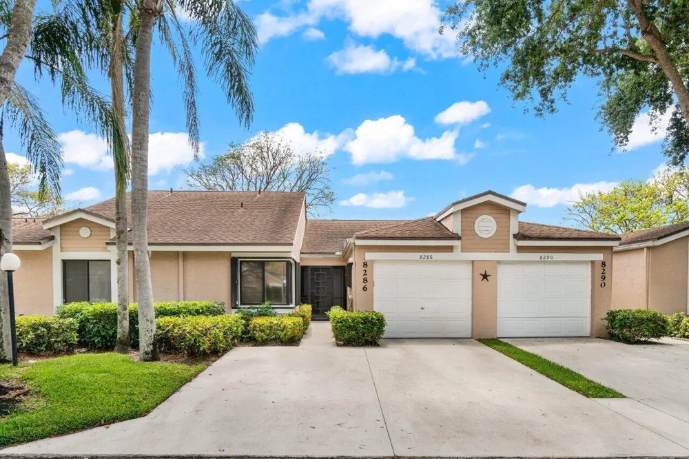 8286 Springlake Drive Boca Raton, FL 33496