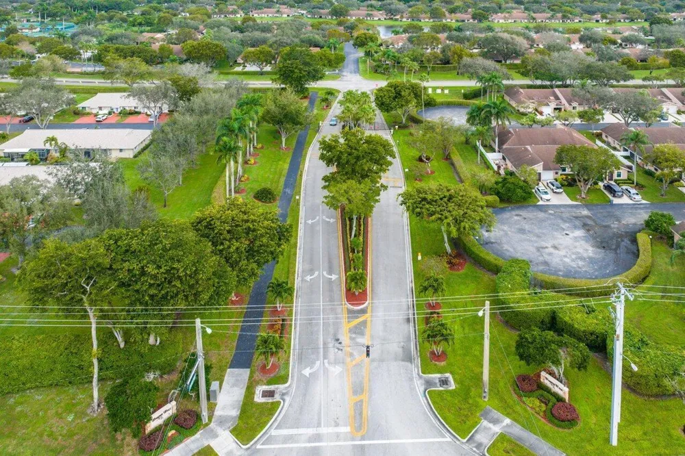 8286 Springlake Drive Boca Raton, FL 33496