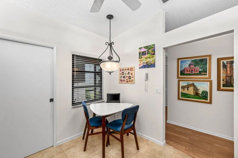 8286 Springlake Drive Boca Raton, FL 33496