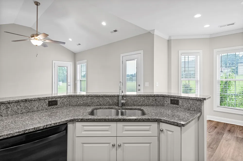 208 Lewis Bridge Way Hopkinsville, KY 42240