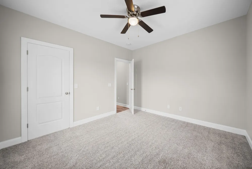 208 Lewis Bridge Way Hopkinsville, KY 42240