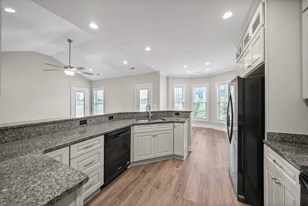 208 Lewis Bridge Way Hopkinsville, KY 42240