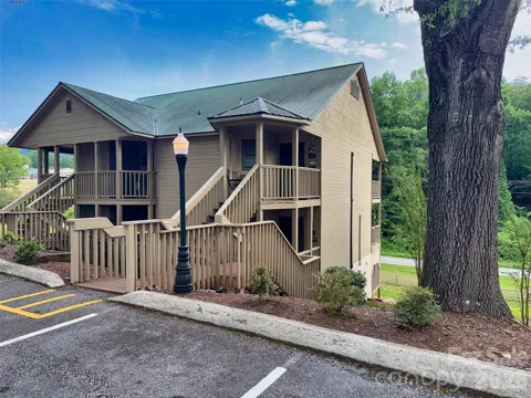 160 Whitney Boulevard #3