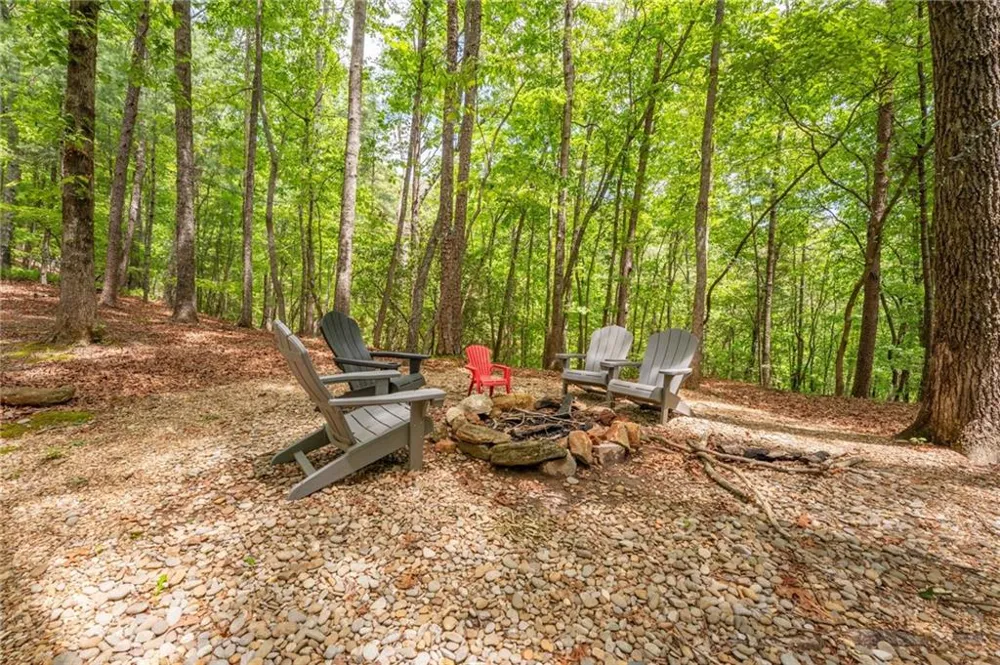 254 Star Lake Lane Sautee Nacoochee, GA 30571