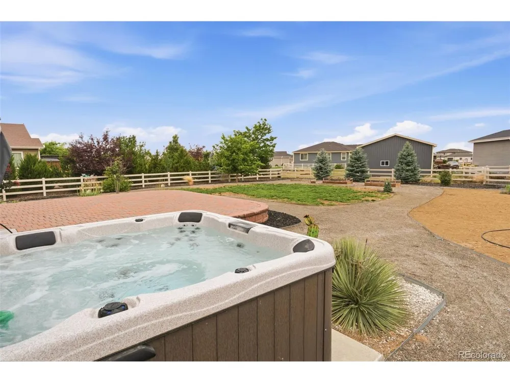 565 Remington Drive Hudson, CO 80642