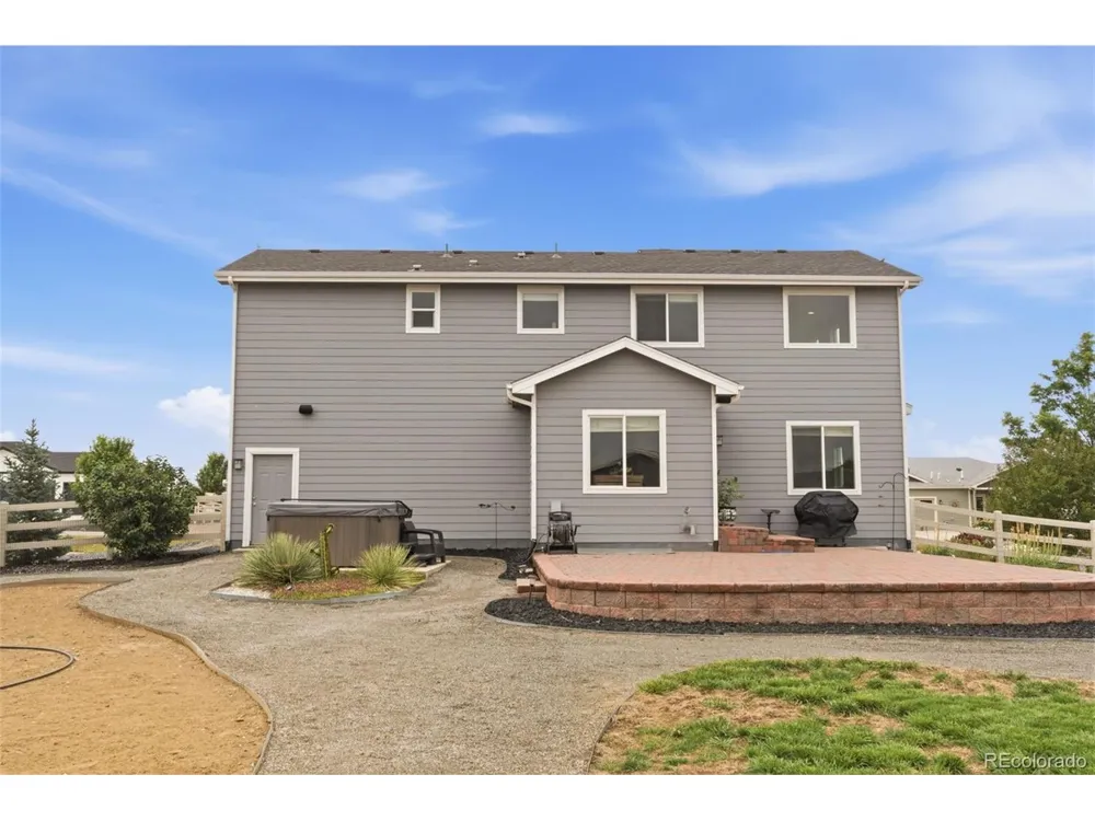 565 Remington Drive Hudson, CO 80642