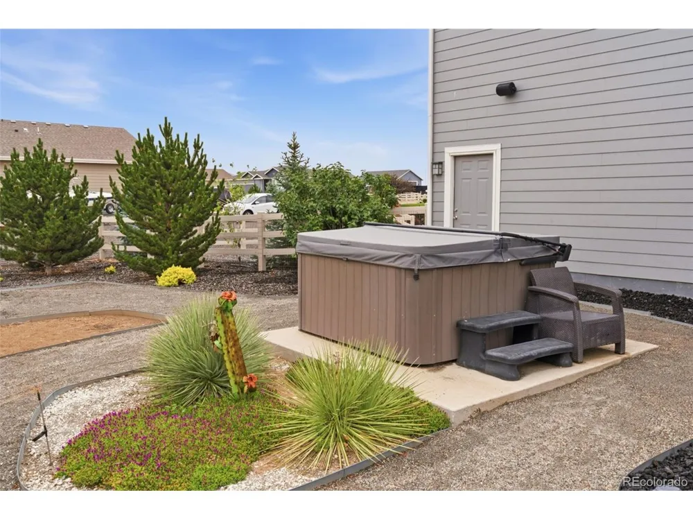565 Remington Drive Hudson, CO 80642