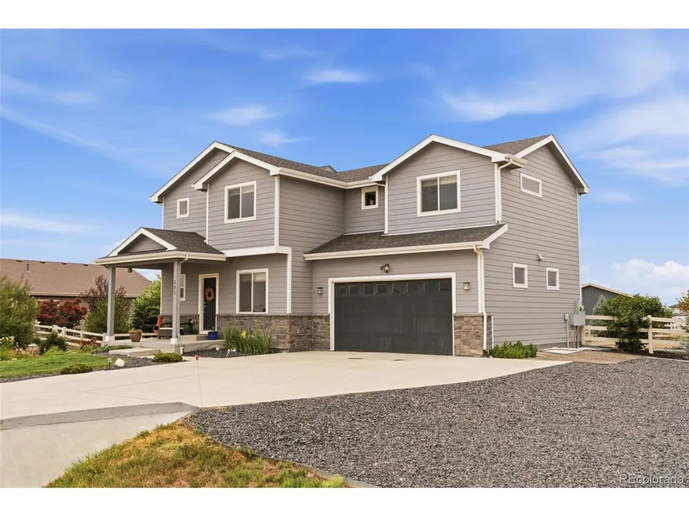 565 Remington Drive Hudson, CO 80642