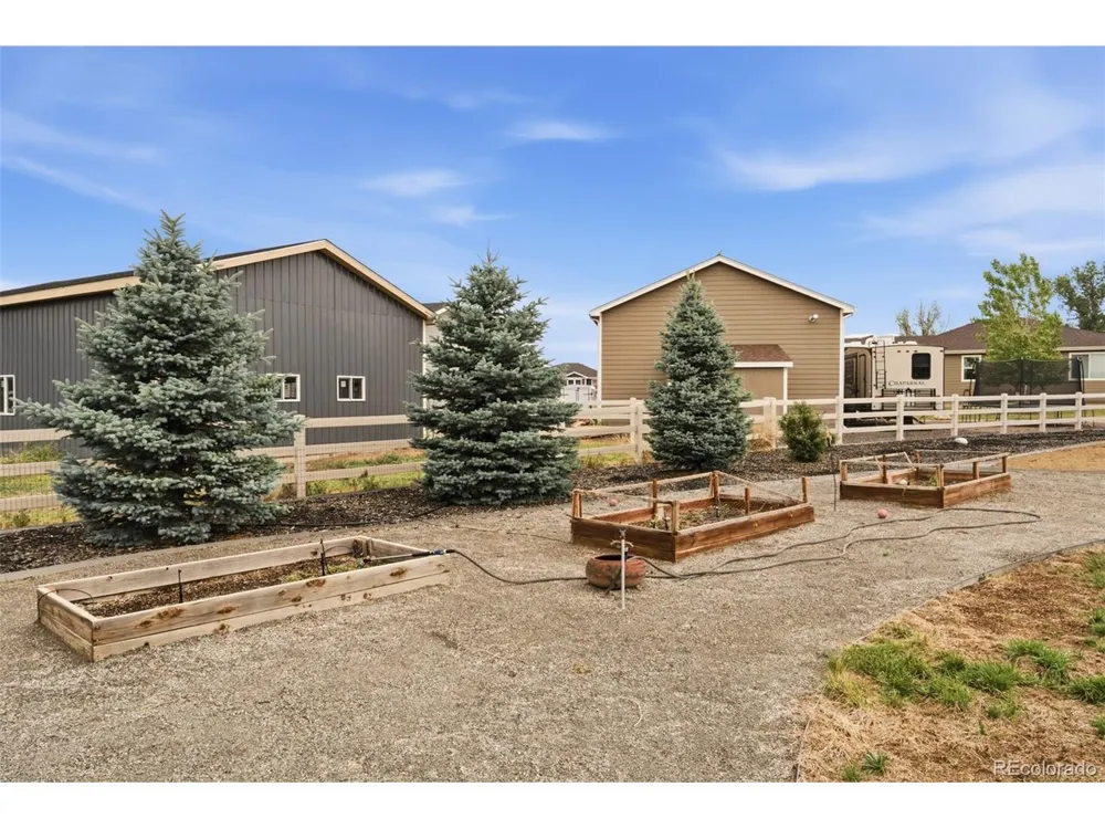 565 Remington Drive Hudson, CO 80642