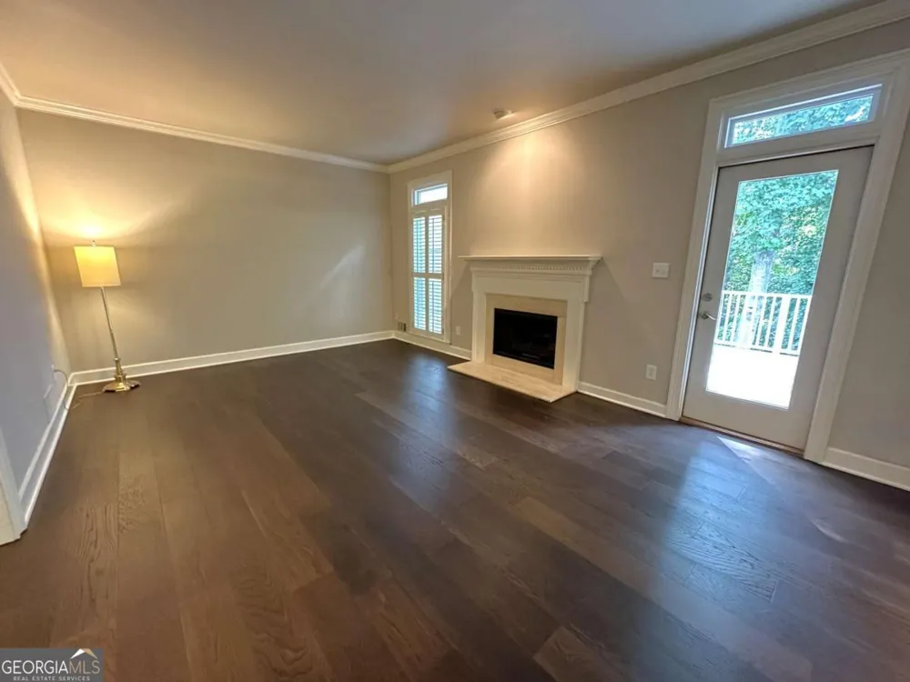 7155 Roswell RD Sandy Springs, GA 30328