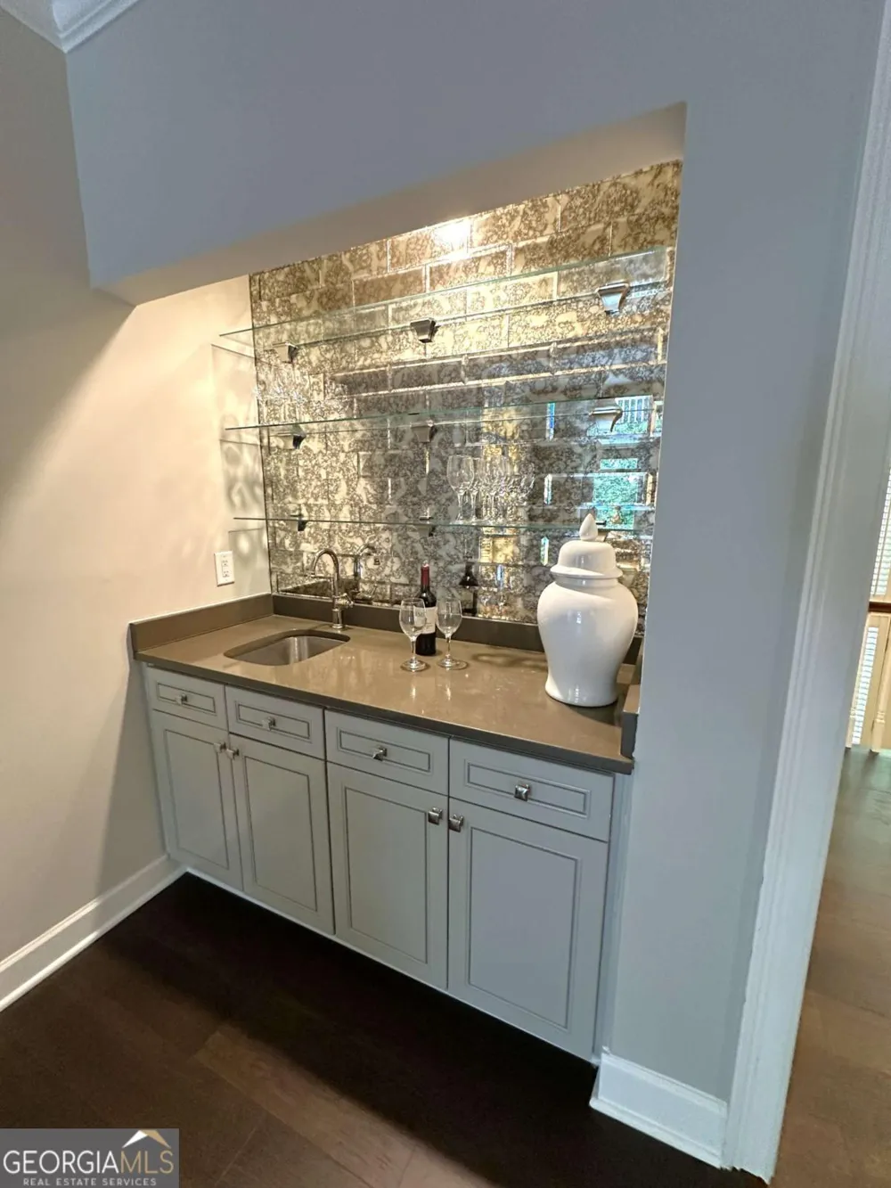 7155 Roswell RD Sandy Springs, GA 30328