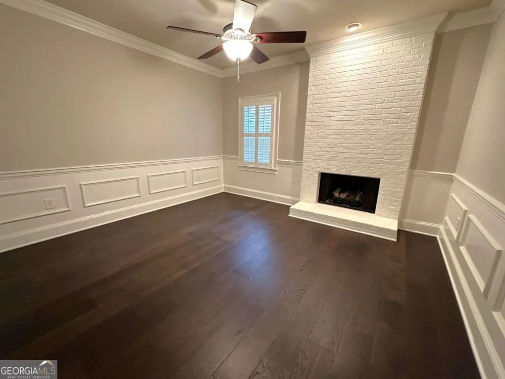 7155 Roswell RD Sandy Springs, GA 30328