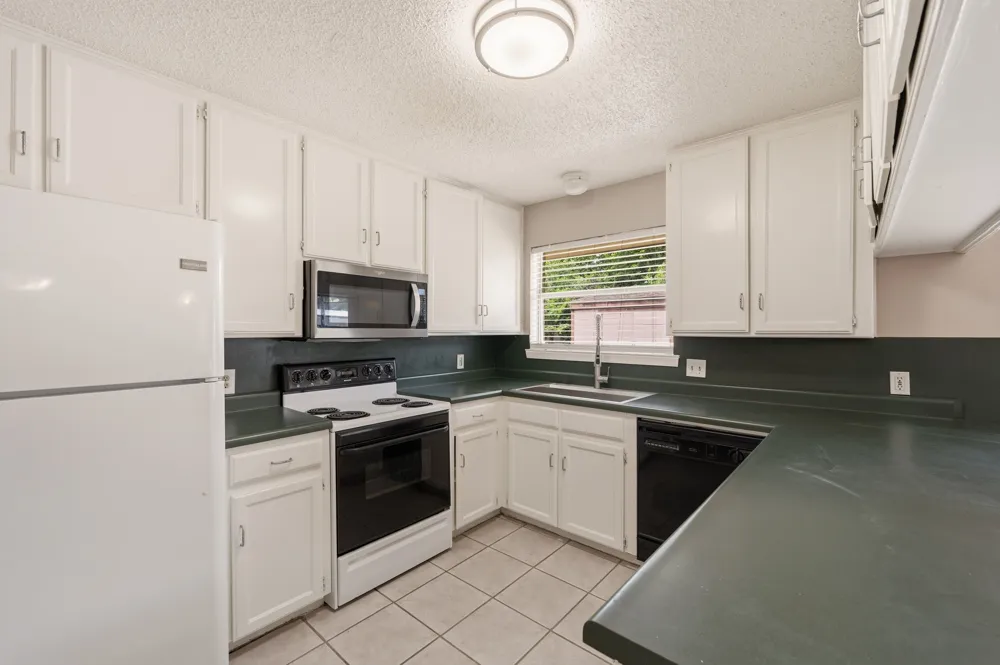328 Anita Avenue Keller, TX 76248