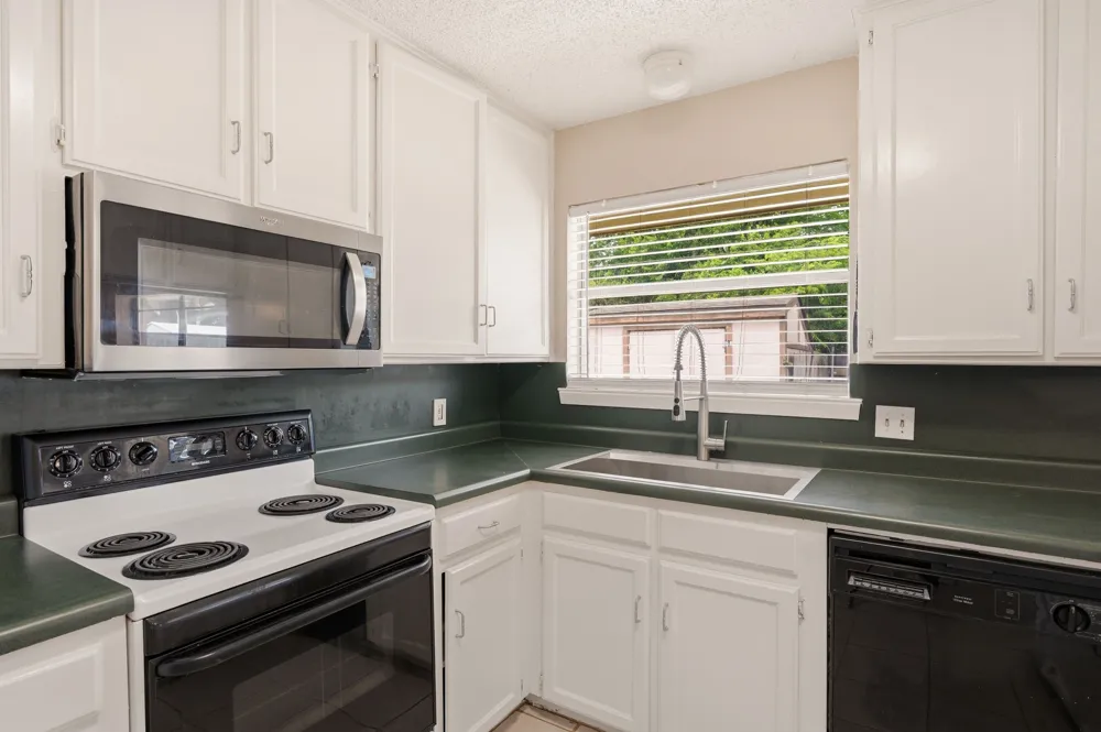 328 Anita Avenue Keller, TX 76248