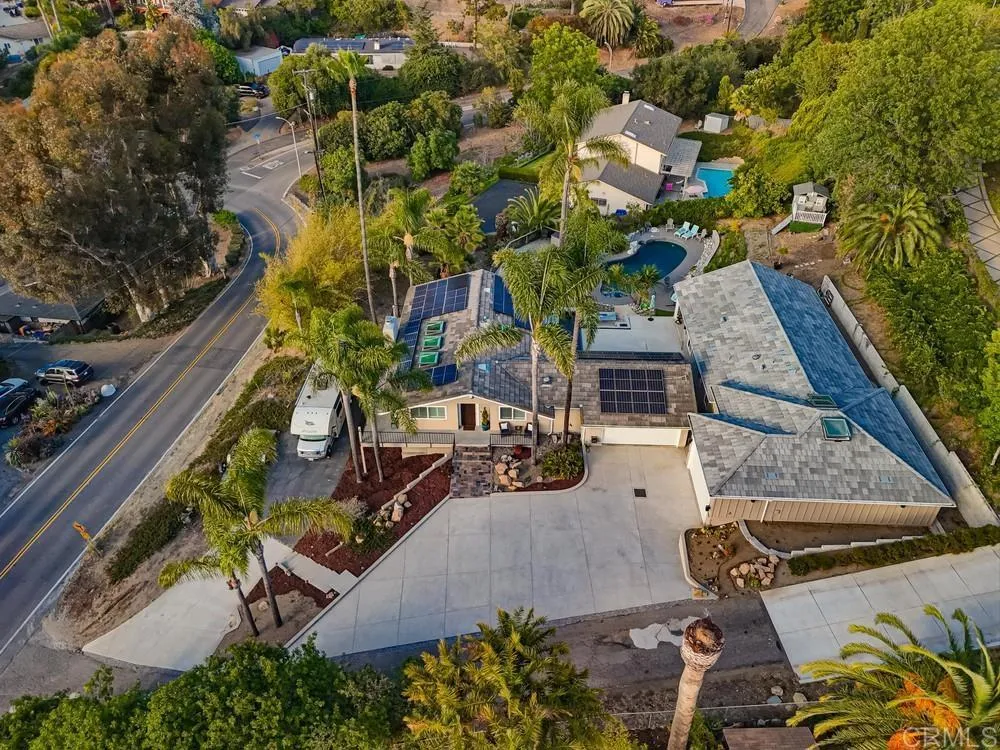 1664 Alta Vista Drive #1 and 2 Vista, CA 92084