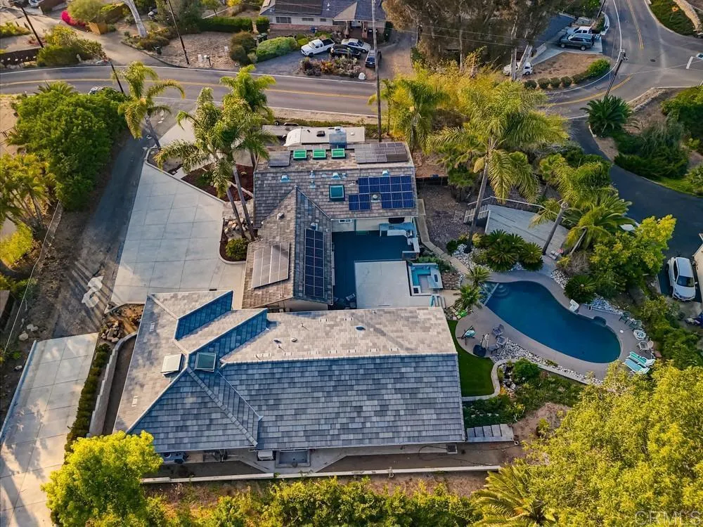 1664 Alta Vista Drive #1 and 2 Vista, CA 92084