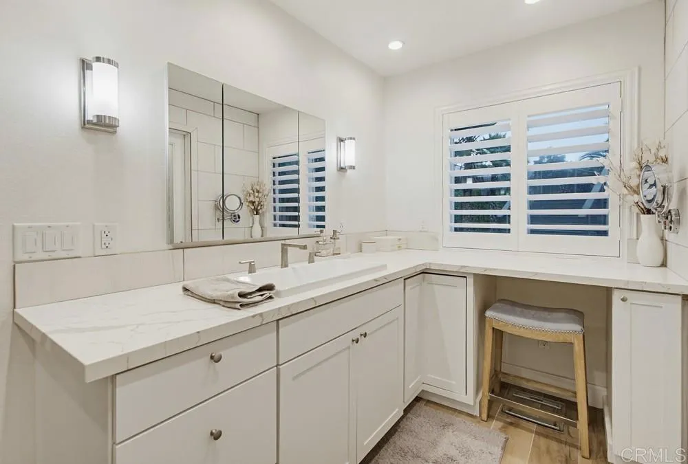 1664 Alta Vista Drive #1 and 2 Vista, CA 92084