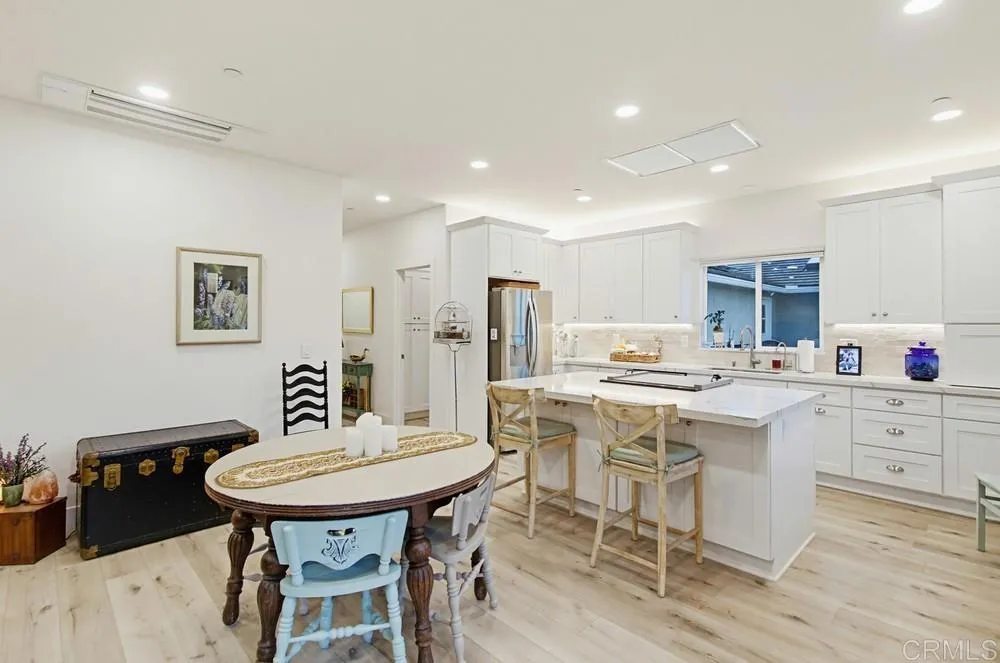 1664 Alta Vista Drive #1 and 2 Vista, CA 92084