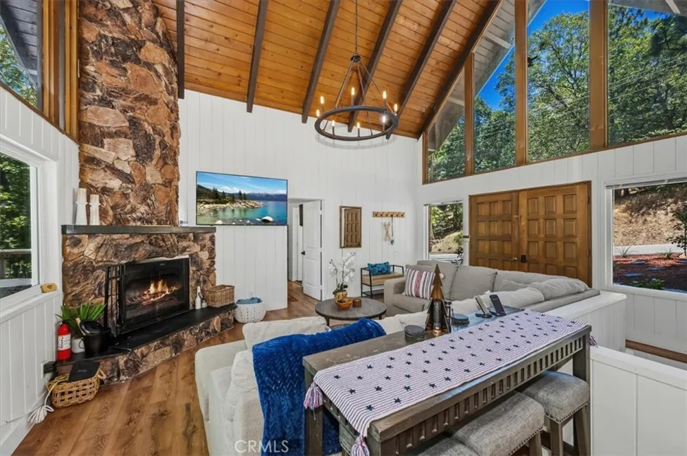 27809 North Bay Lake Arrowhead, CA 92352