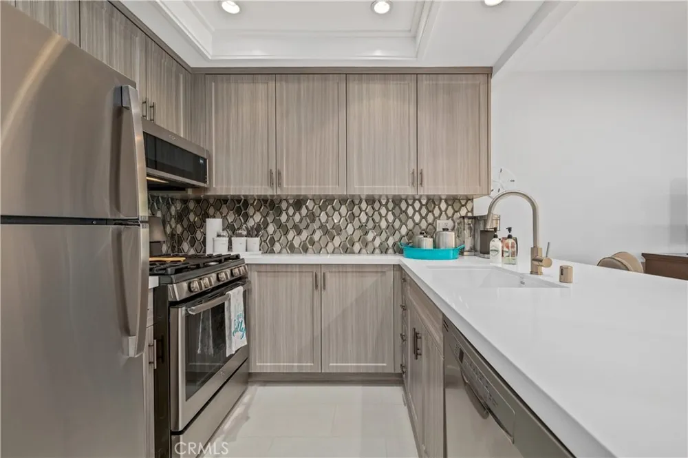 17082 Pacific Coast Highway #102 Huntington Beach, CA 92649