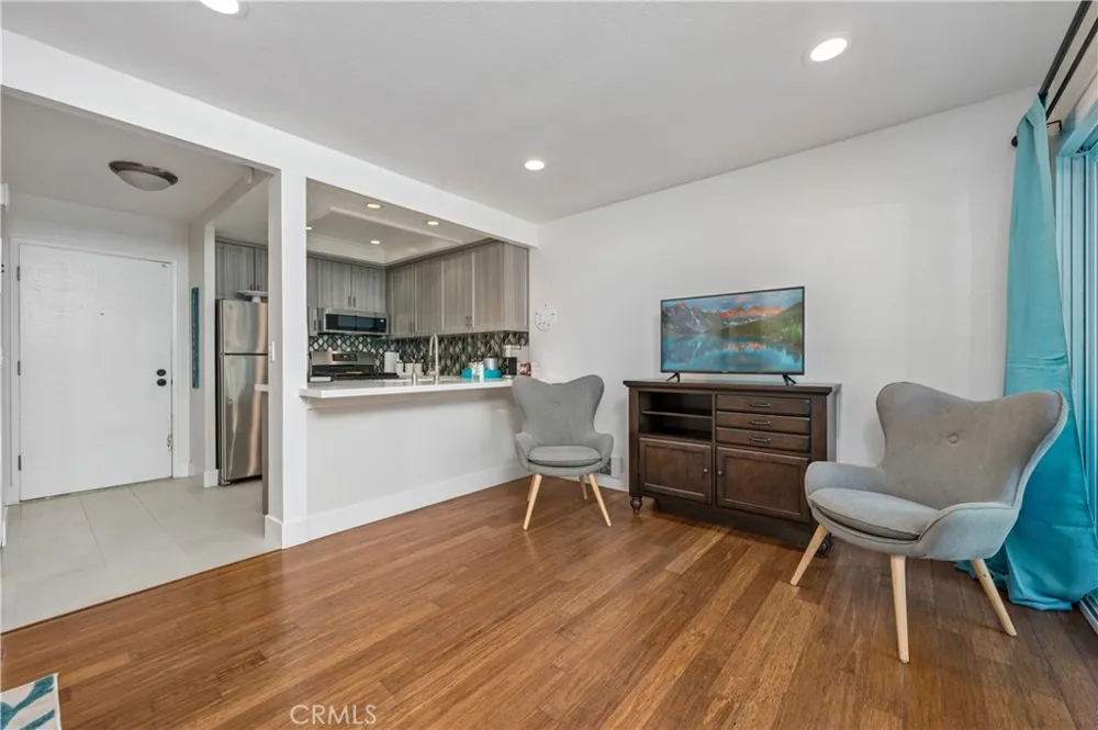 17082 Pacific Coast Highway #102 Huntington Beach, CA 92649
