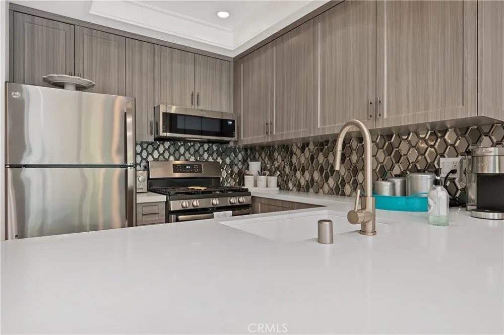 17082 Pacific Coast Highway #102 Huntington Beach, CA 92649