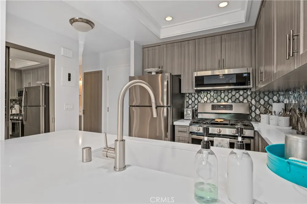 17082 Pacific Coast Highway #102 Huntington Beach, CA 92649