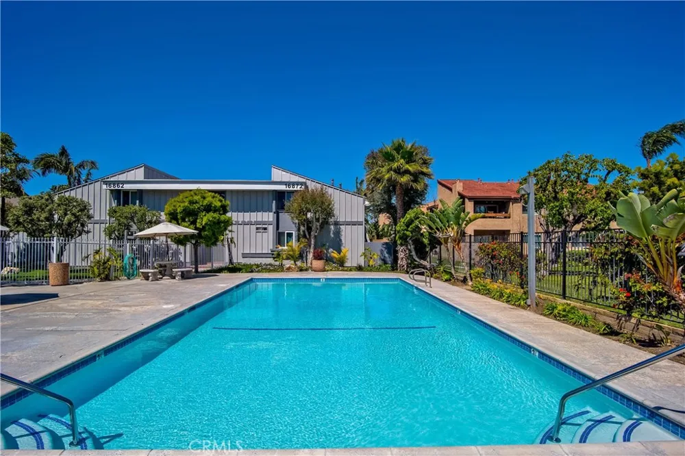 17082 Pacific Coast Highway #102 Huntington Beach, CA 92649