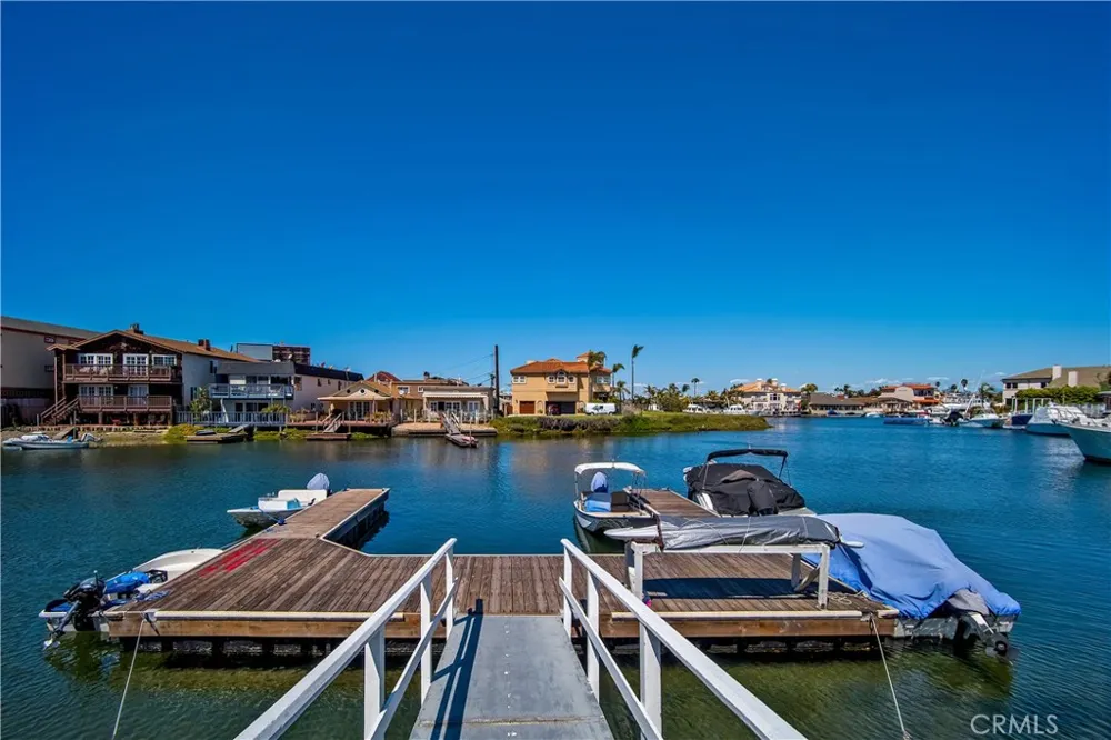 17082 Pacific Coast Highway #102 Huntington Beach, CA 92649