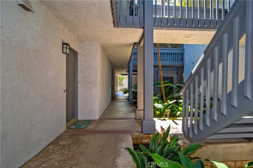 17082 Pacific Coast Highway #102 Huntington Beach, CA 92649