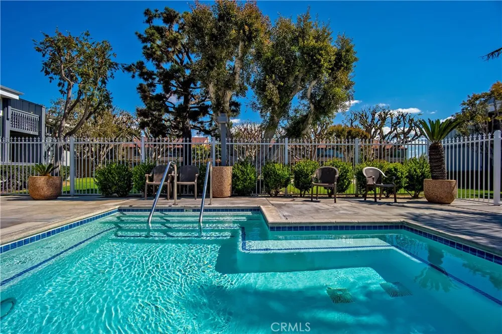 17082 Pacific Coast Highway #102 Huntington Beach, CA 92649