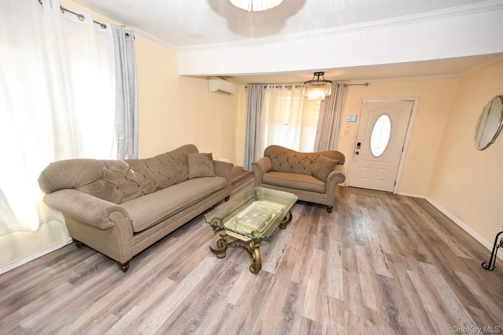 11537 114th Place South Ozone Park, NY 11420