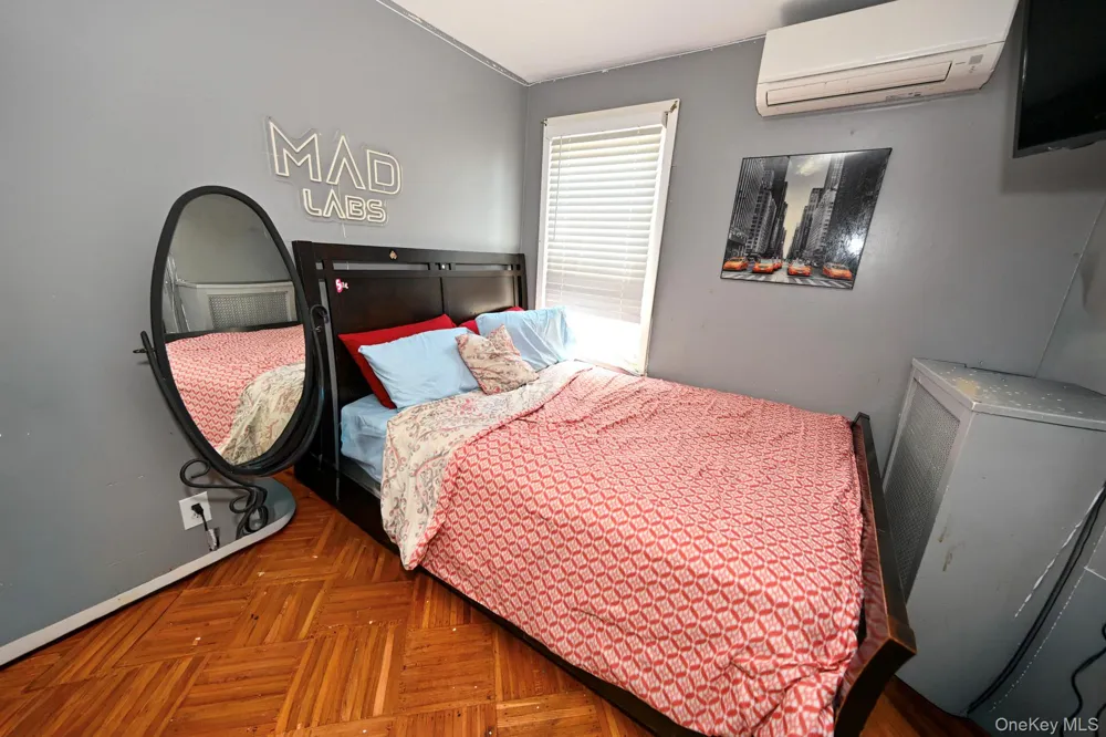 11537 114th Place South Ozone Park, NY 11420