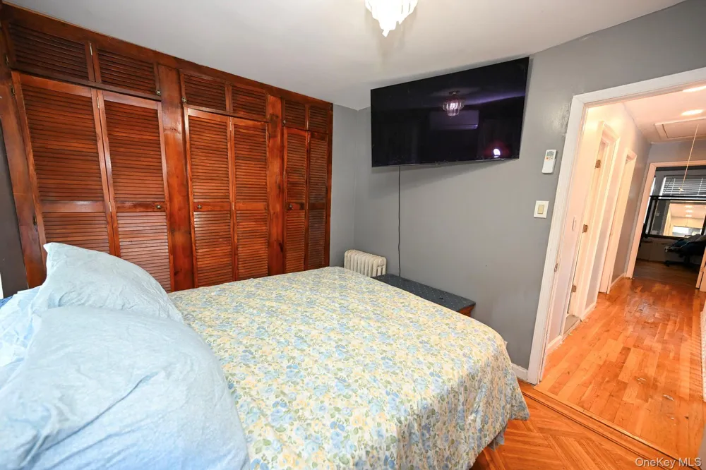 11537 114th Place South Ozone Park, NY 11420